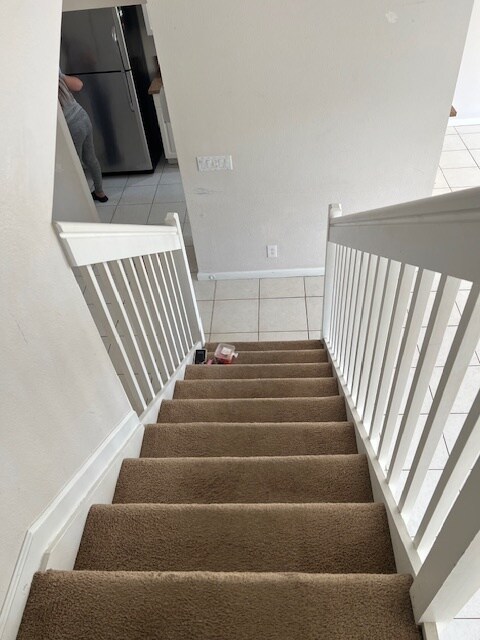 Building Photo - 1651 Hawthorne Plz