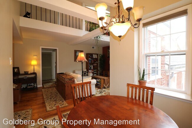 Building Photo - 2 br, 1 bath House - 3800 39th Street NW #...