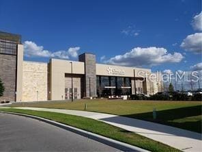 Building Photo - 8085 Glenlloyd Ave