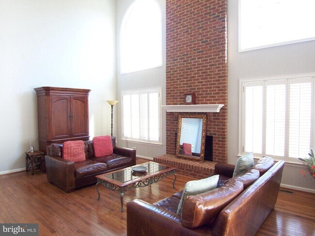 Building Photo - 12271 Harbor Town Cir