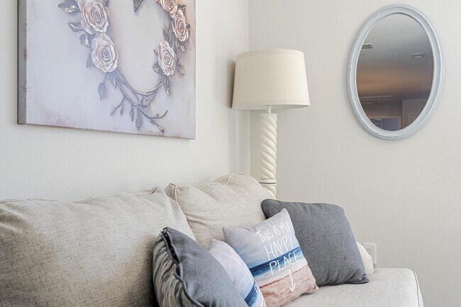 Building Photo - 113 Ridgeway Cir