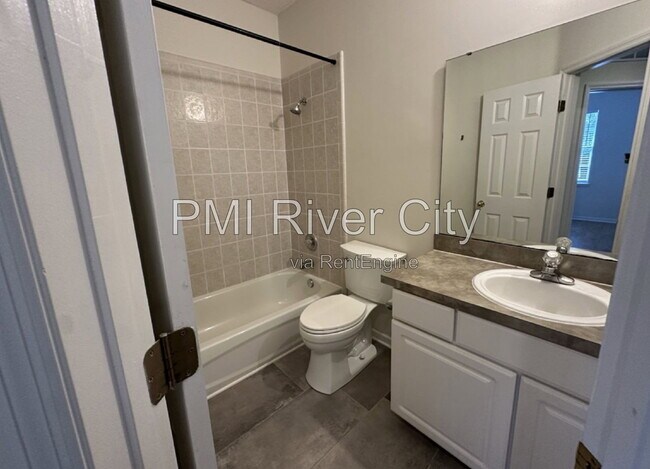 Building Photo - 8617 Ribbon Falls Ln