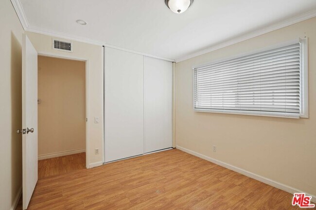 Building Photo - 6558 Neddy Ave