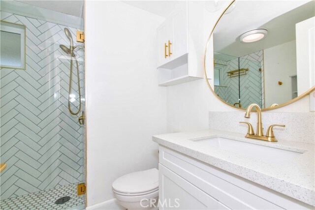 Building Photo - 61495 La Jolla Dr