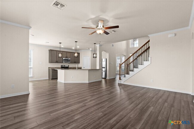 Building Photo - 9818 Kensley Rose Dr