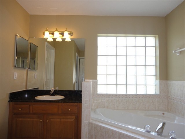 Building Photo - 12816 Valley Ridge Road