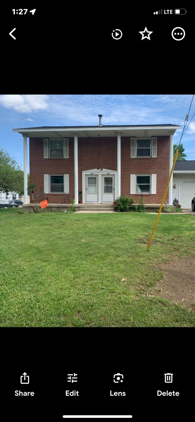 Building Photo - 156 Sluyter St SE