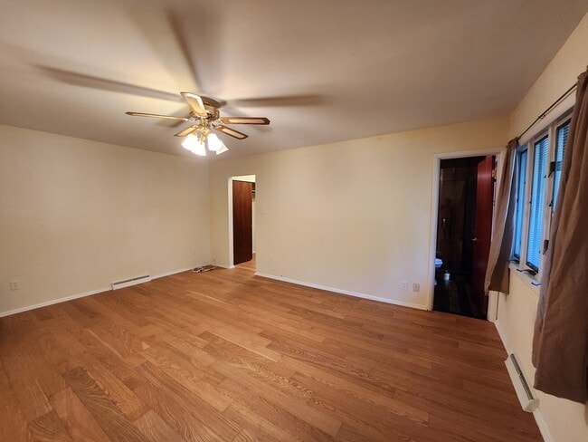 Building Photo - 13231 Lenfant Dr