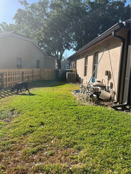 Building Photo - 8605 Otter Creek Ct