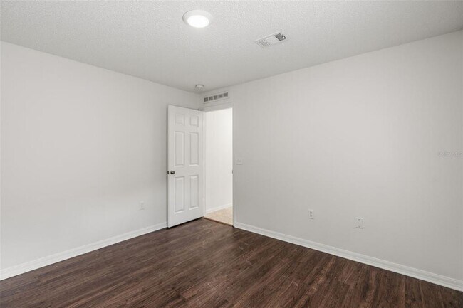 Building Photo - 16918 Corner Hill Ct