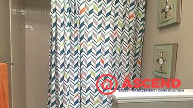 Building Photo - Beautiful 4 Bedroom Home Near Coffee Rd. & Hageman Rd.