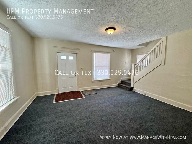 Building Photo - 2619 Clyde Pl SW