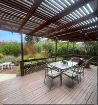 Building Photo - 855 Cornish Dr