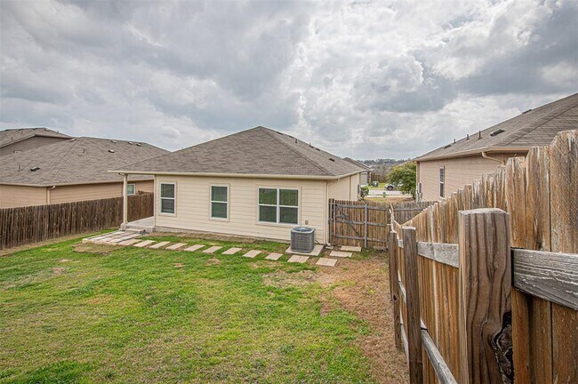 Building Photo - 15108 Diamondleaf Cove