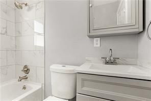 Building Photo - 3832 Ole Miss Dr