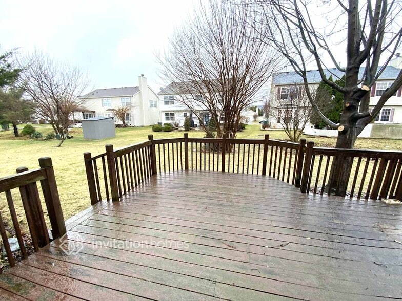 Building Photo - 153 Wedgeport Ct