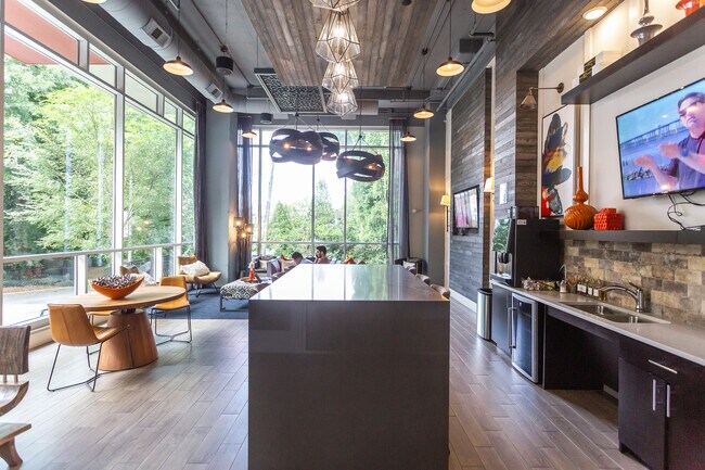 Building Photo - 2608 Erwin Rd