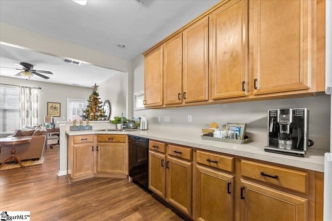 Building Photo - 132 Xander Dr