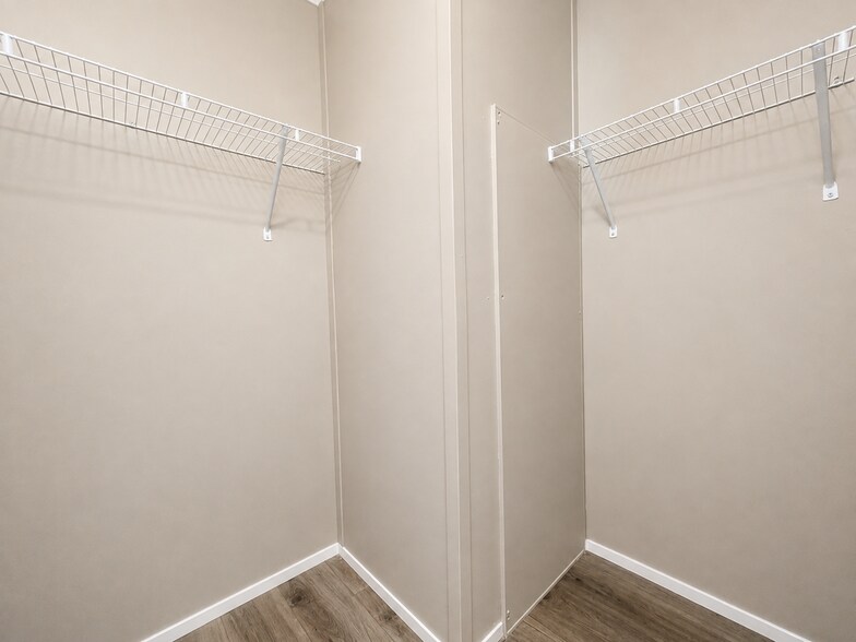 Building Photo - 11751 Cascade Cir