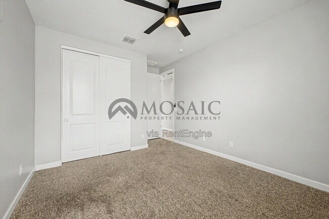 Building Photo - 598 W Belmont Red Trail