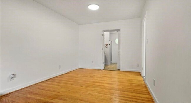 Building Photo - 1820 McGougan Rd