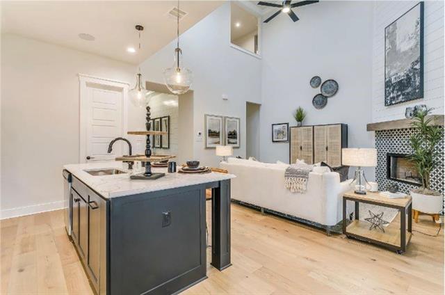 Building Photo - 750 Indian Blanket Dr