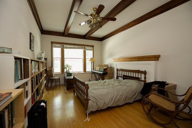 Building Photo - 6308 N Glenwood Ave