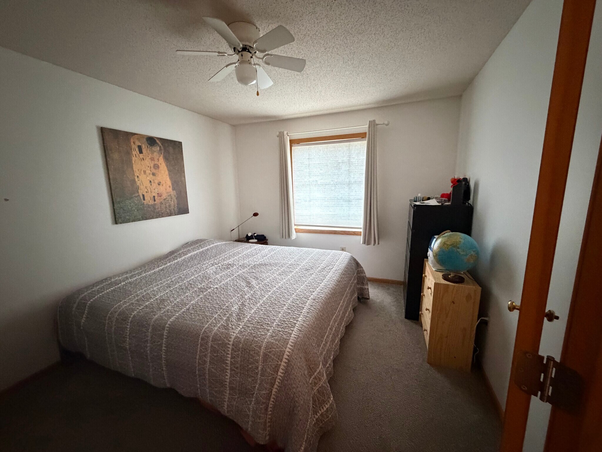 Building Photo - 2336 Oakridge Cir