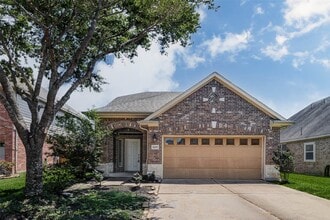 Building Photo - 6107 Nicholas Ln