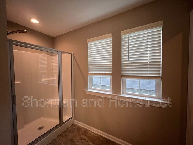 Building Photo - 862 Williford Run Dr