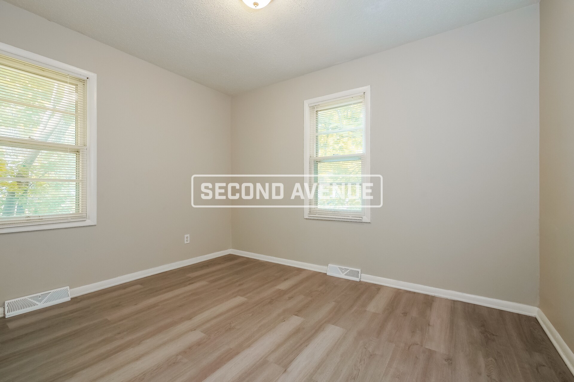 Building Photo - 11305 Marsh Ave