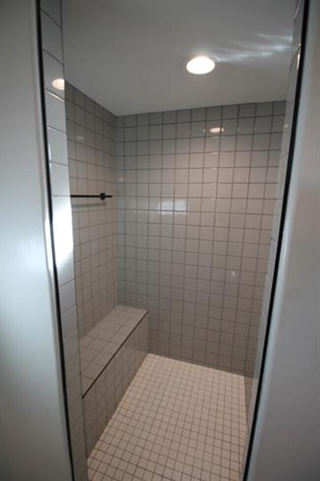 Building Photo - STUNNING 4-Bedroom + Den Home in Gladden Farms!!!!! SOLAR PANELS!!!