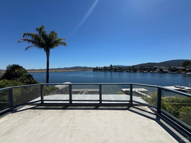 Building Photo - 138 Del Oro Lagoon