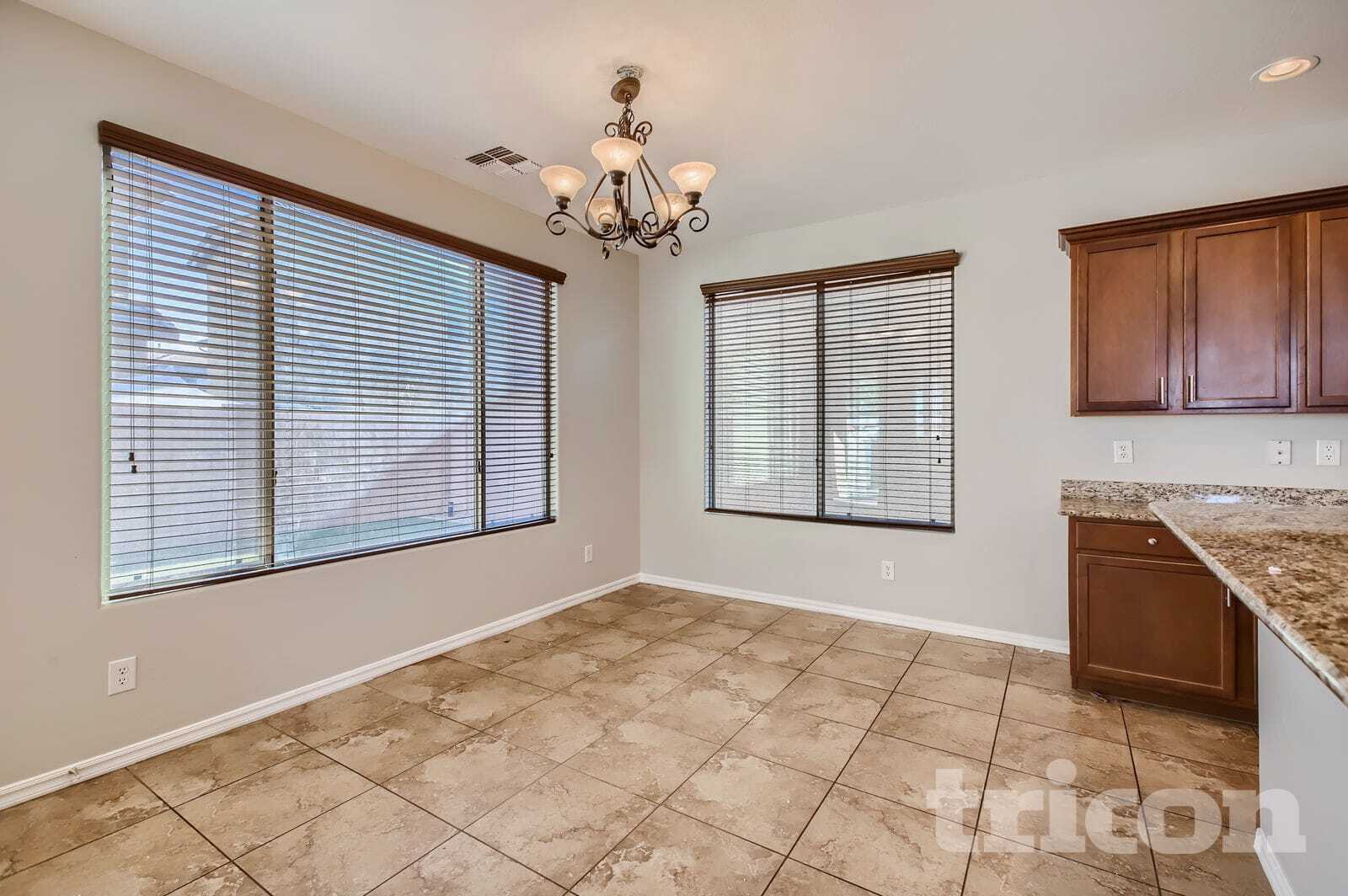 Building Photo - 19193 E Swan Dr