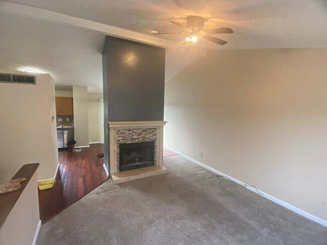 Building Photo - 2331 Wilkins Ct