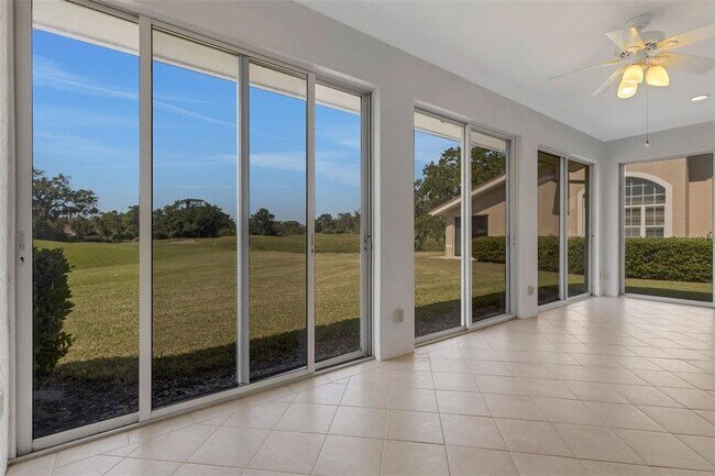 Building Photo - 4044 Penshurst Park