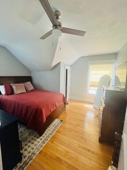 Bedroom 2 - 606 Bedford Rd