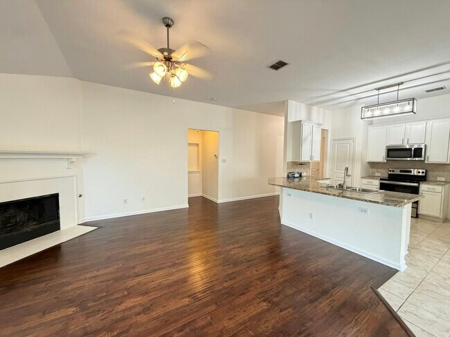 Building Photo - 2644 Calmwater Dr