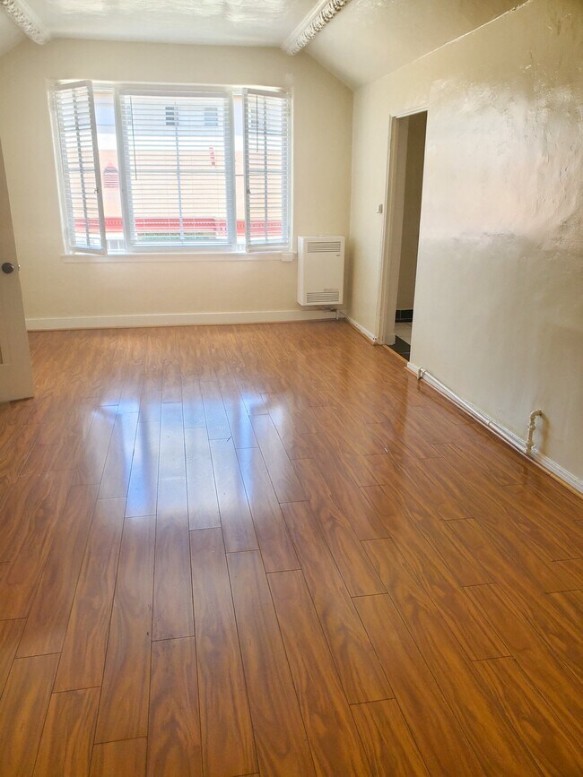 Floorplan - 475 S. New Hampshire Ave.