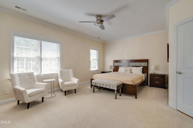 Building Photo - 117 Buckhurst Dr