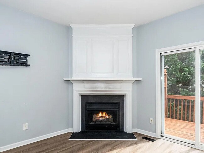 Building Photo - Earn Wealth While Leasing - Like a Homeown...