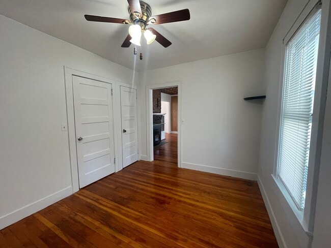 Building Photo - Bright & Updated 2-Bed Home in Dalton- $2450