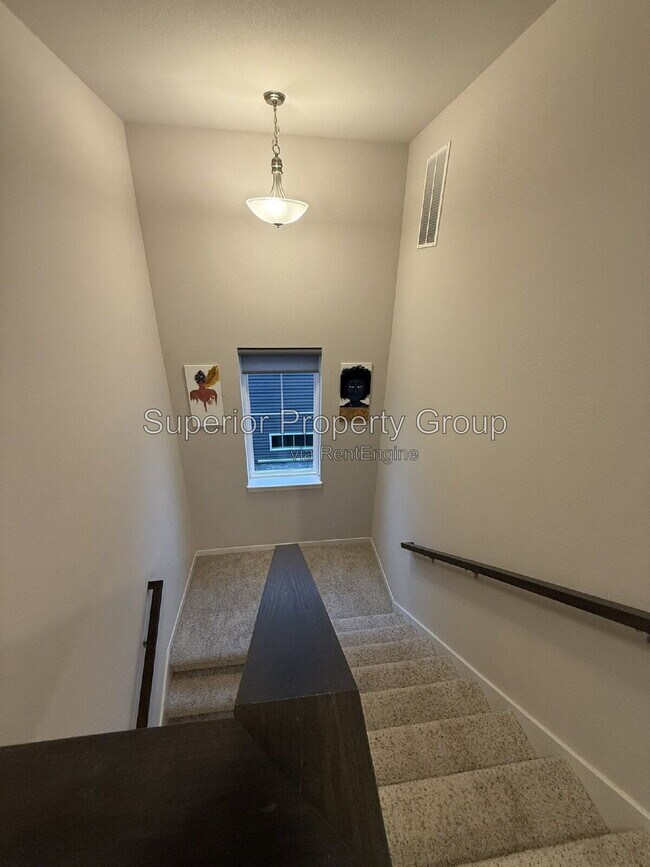 Building Photo - 2865 Endive Dr