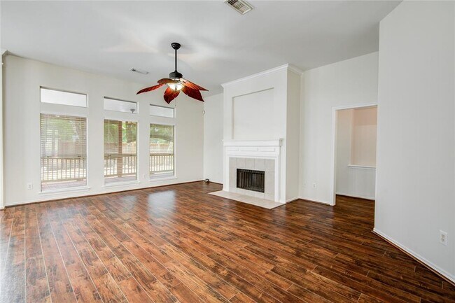 Building Photo - 6106 Grand Glen Ct