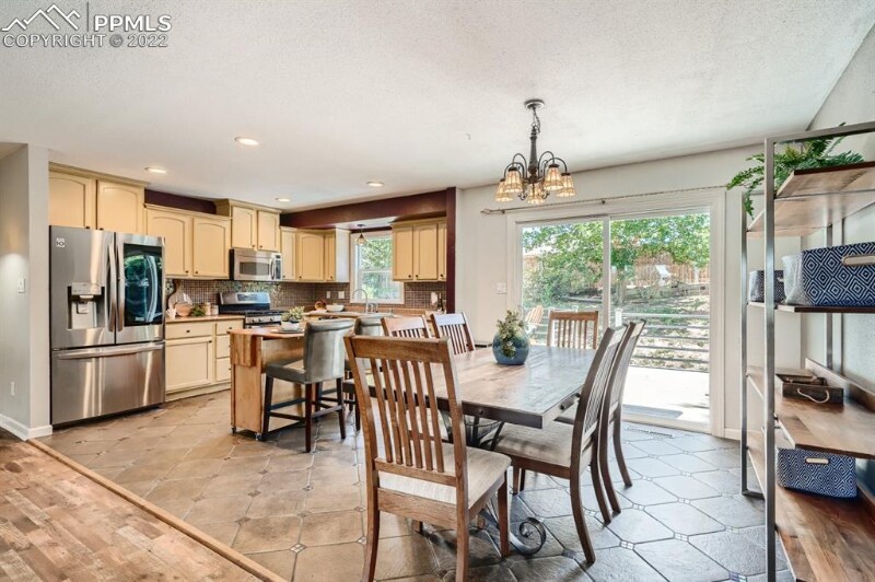 Building Photo - 3331 Red Onion Cir