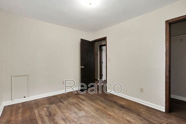Building Photo - 53 S Burgess Ave