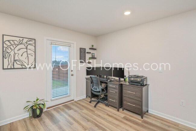 Building Photo - 4623 Naval Ct