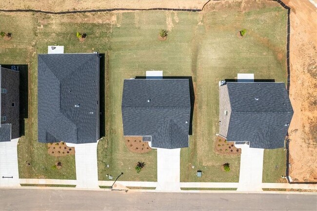 Building Photo - 1508 Brangus Dr