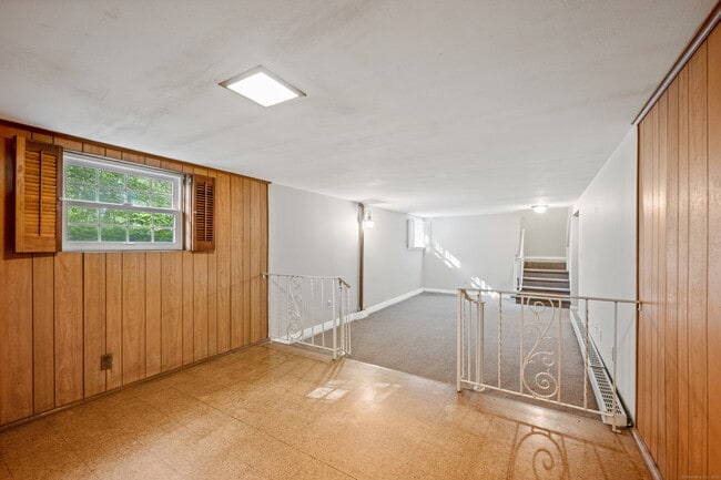 Building Photo - 135 Brookside Rd