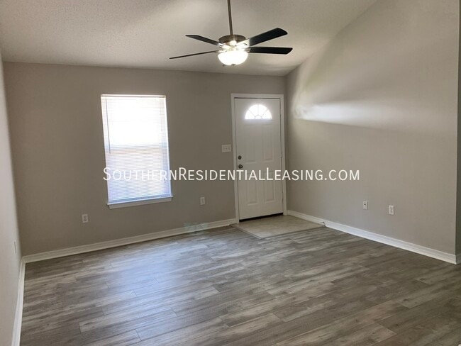 Building Photo - Freeport Village~~ by Southern